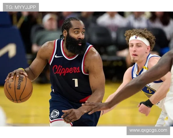 首轮第四场勇士对快船精彩直播全程回顾与分析